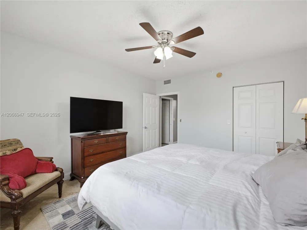 11710 Saint Andrews Pl #202 Wellington, FL 33414