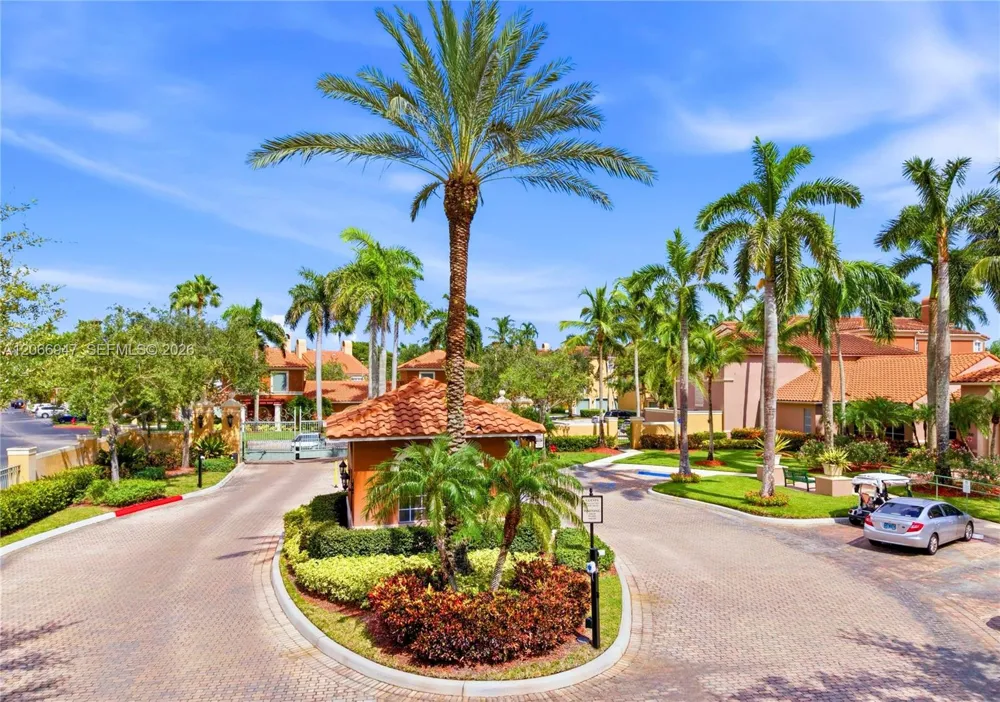 11710 Saint Andrews Pl #202 Wellington, FL 33414