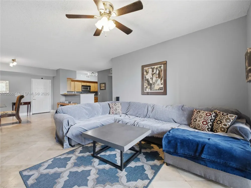 11710 Saint Andrews Pl #202 Wellington, FL 33414