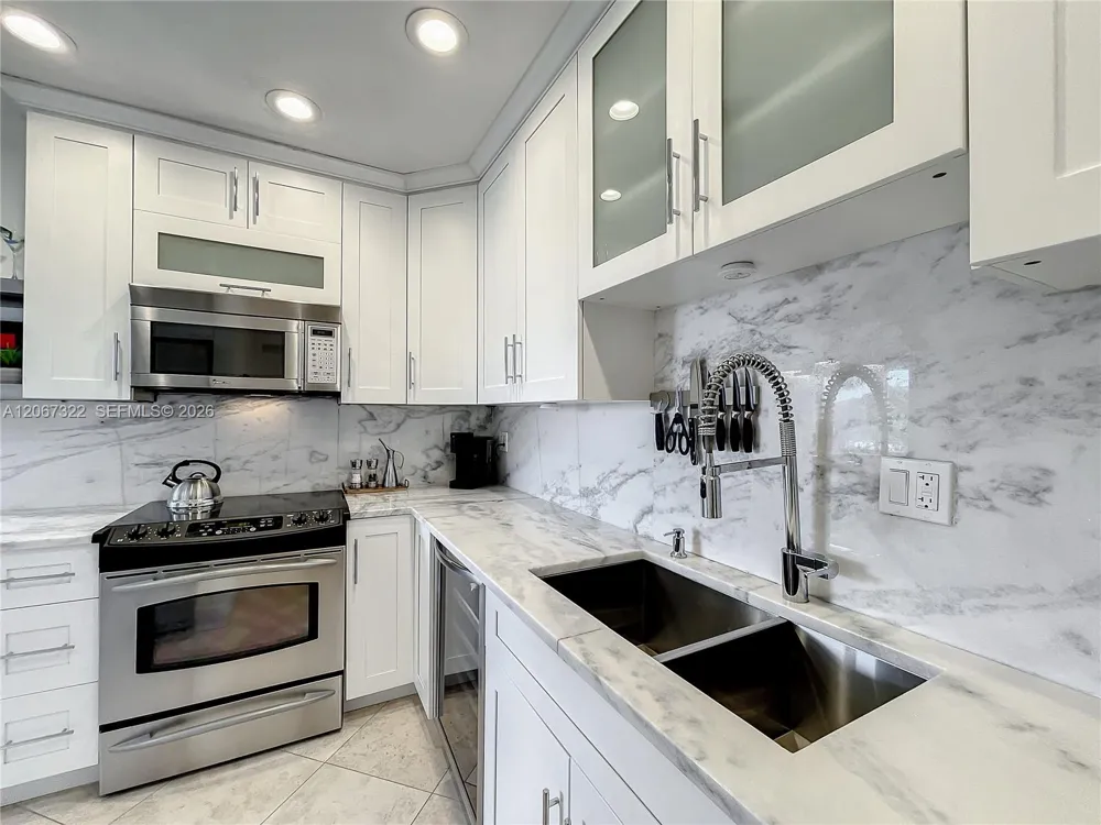 1535 SE 15th St #301 Fort Lauderdale, FL 33316