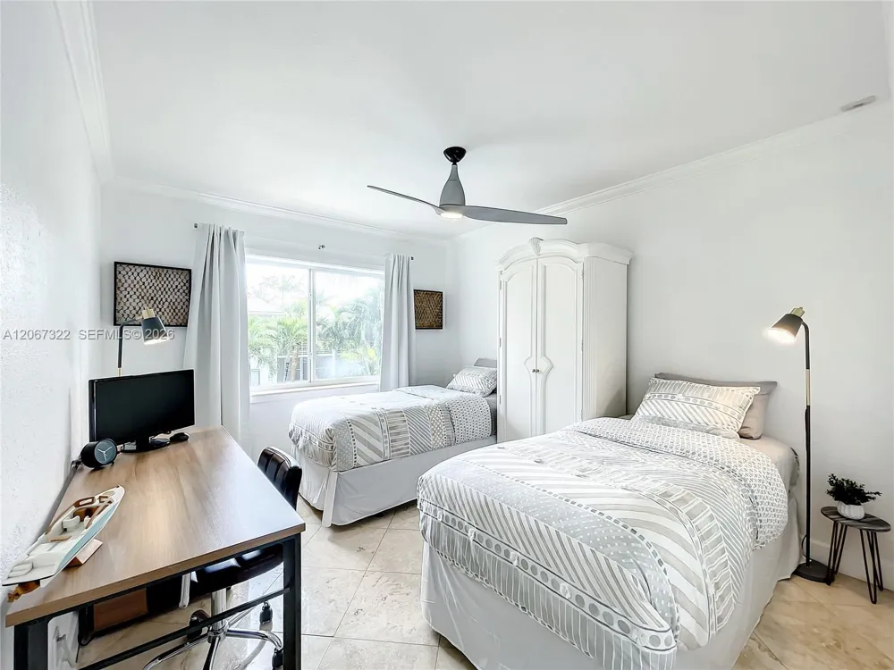 1535 SE 15th St #301 Fort Lauderdale, FL 33316