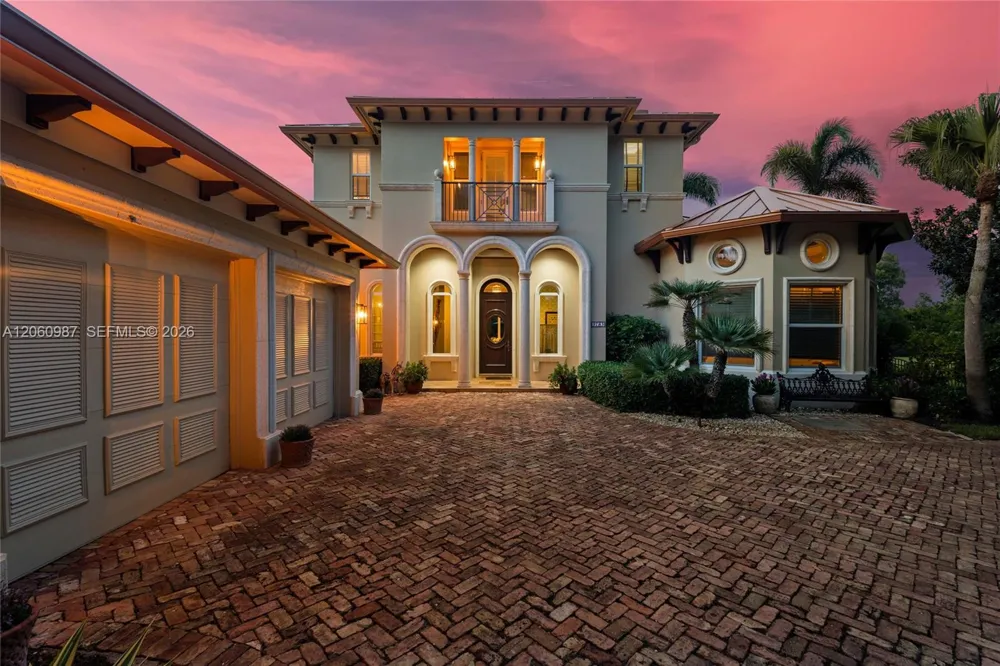 9783 SE Sandpine Lane Hobe Sound, FL 33455
