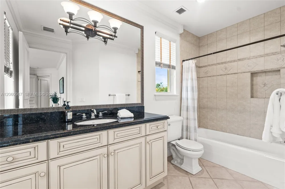9783 SE Sandpine Lane Hobe Sound, FL 33455