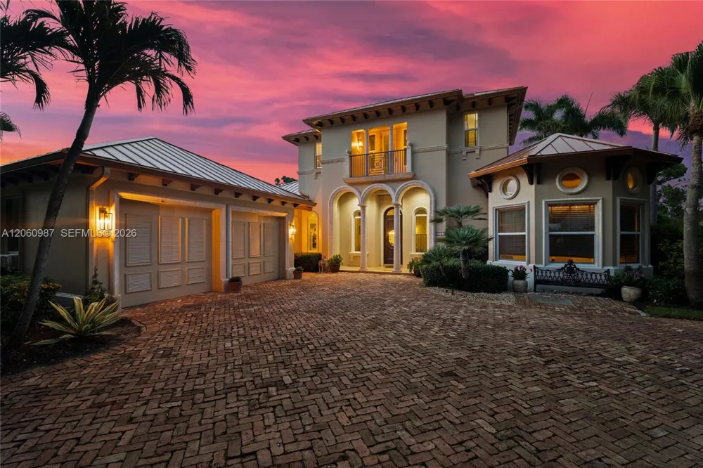 9783 SE Sandpine Lane Hobe Sound, FL 33455