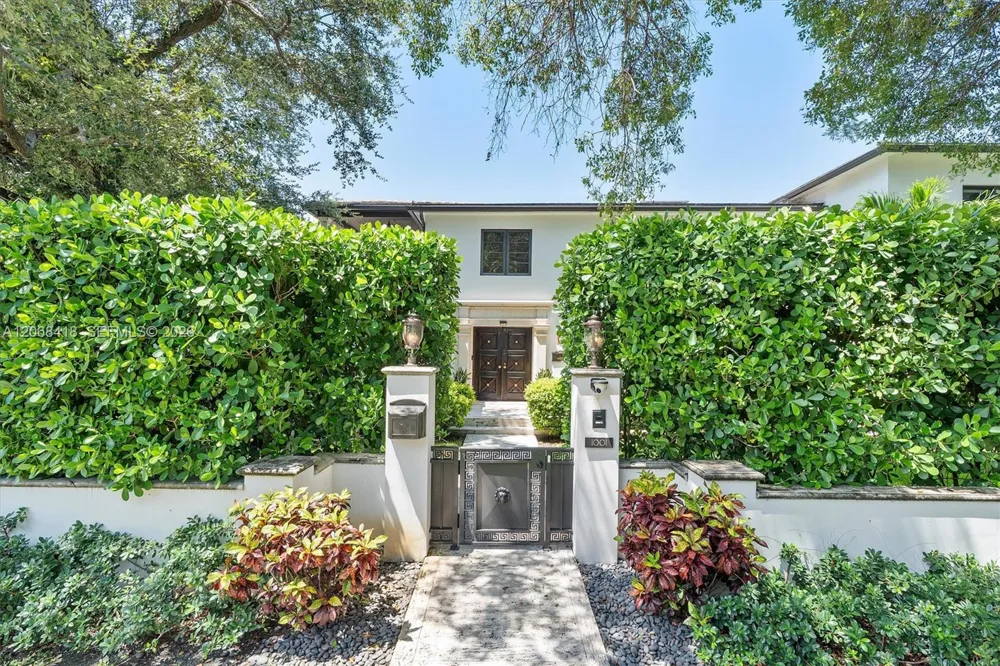 1001 NE 96th St Miami Shores, FL 33138