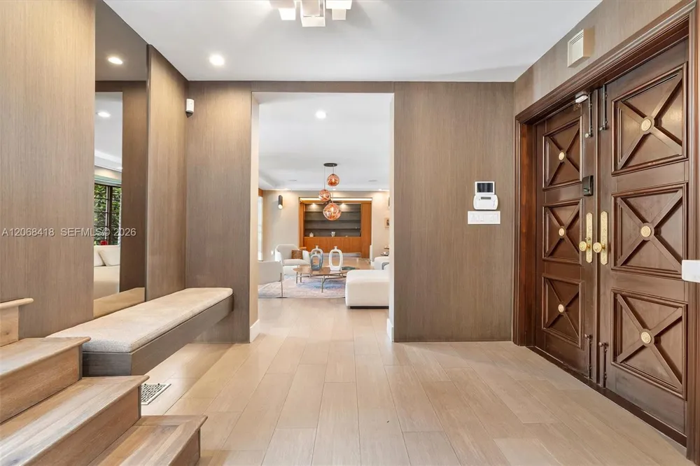 1001 NE 96th St Miami Shores, FL 33138