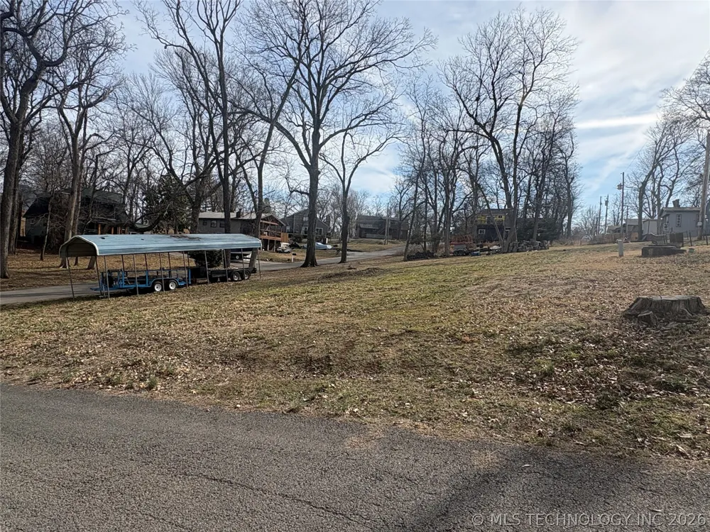 Kansas Drive Afton, OK 74331