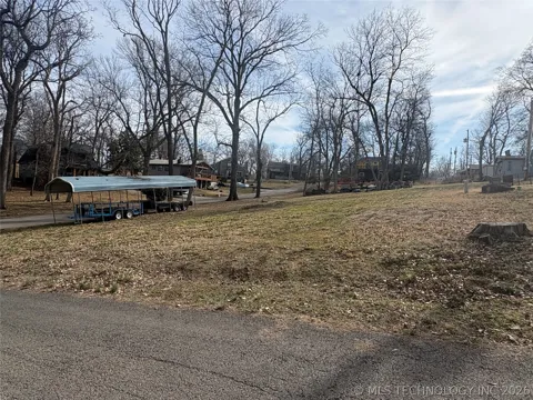 Kansas Drive