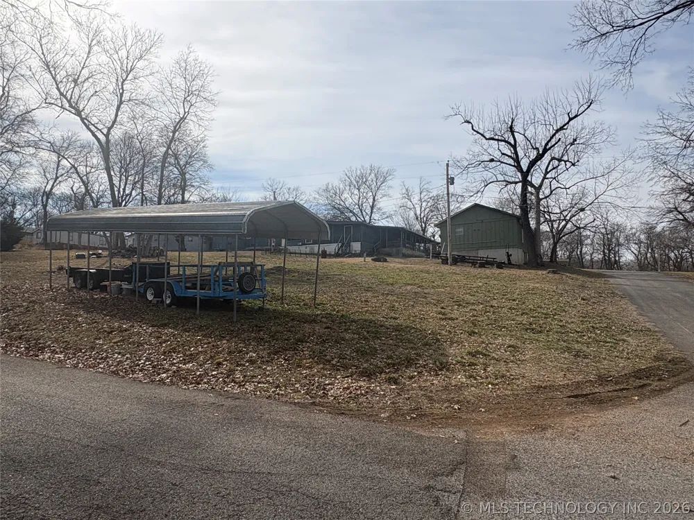 Kansas Drive Afton, OK 74331