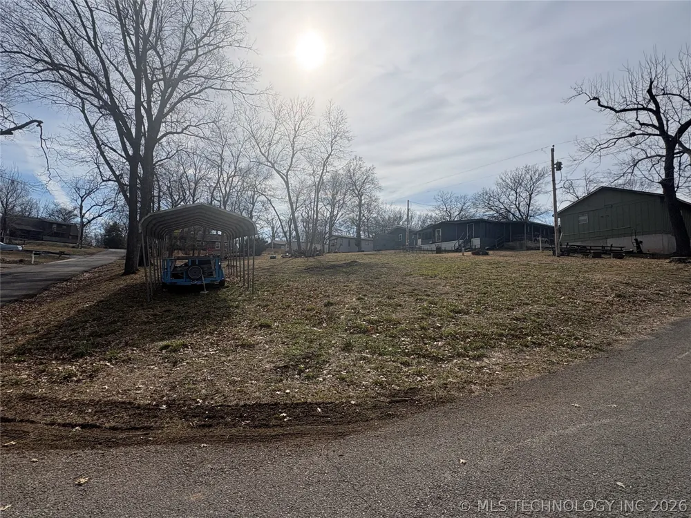 Kansas Drive Afton, OK 74331