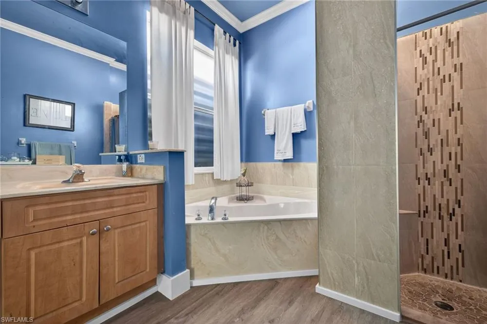 4093 24th Avenue SE Naples, FL 34117