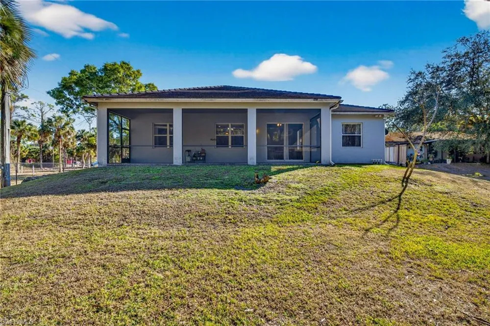 4093 24th Avenue SE Naples, FL 34117