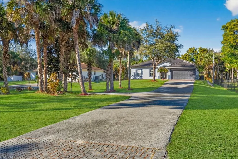 4093 24th Avenue SE Naples, FL 34117