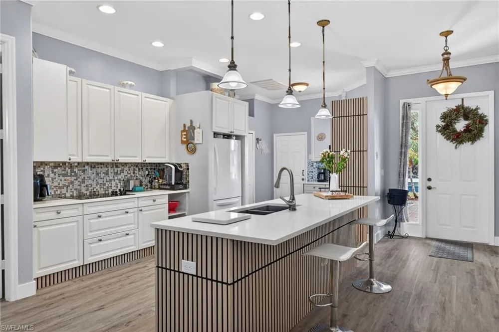 4093 24th Avenue SE Naples, FL 34117