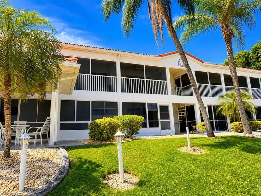 1615 SE 46th Lane #202 Cape Coral, FL 33904