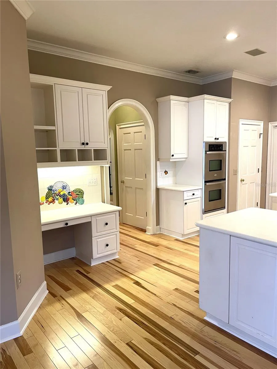 6604 CRESCENT LAKE DRIVE Lakeland, FL 33813