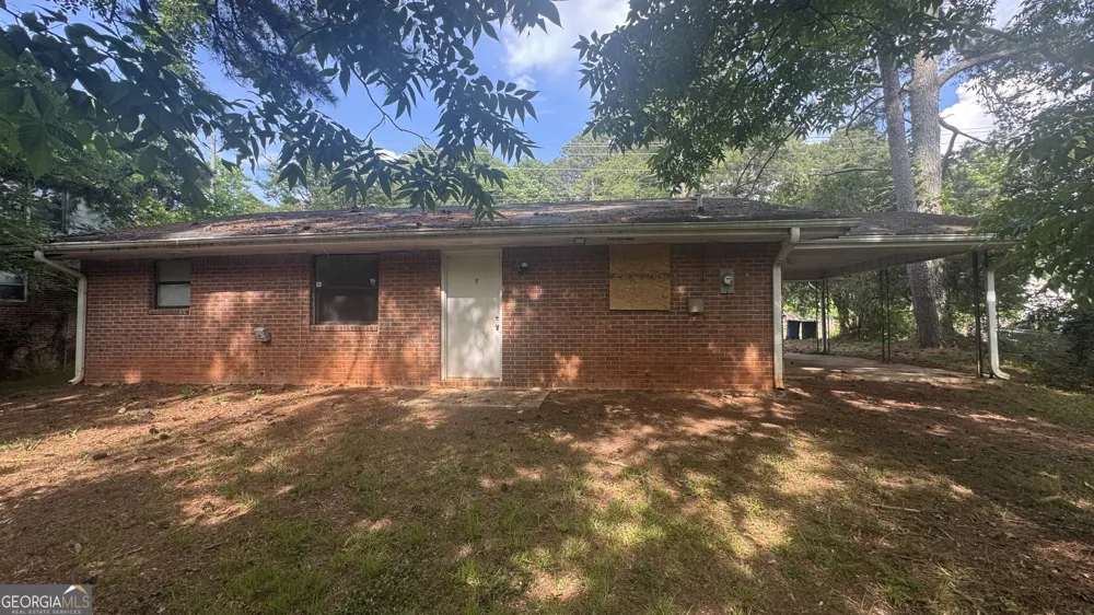 2181 Delowe DR East Point, GA 30344