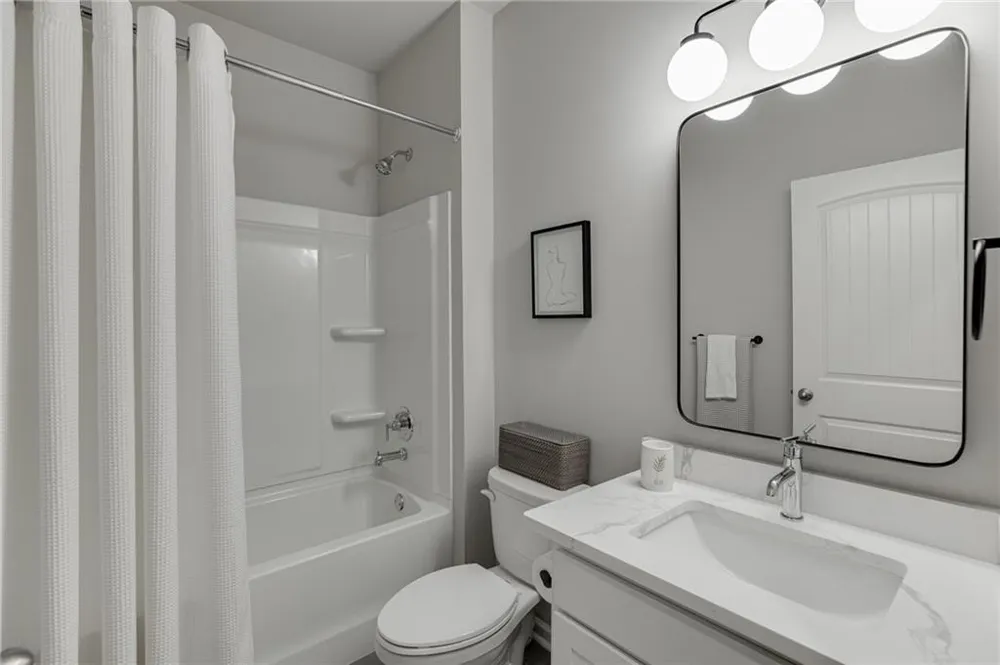 5915 Screech Owl Drive Flowery Branch, GA 30542