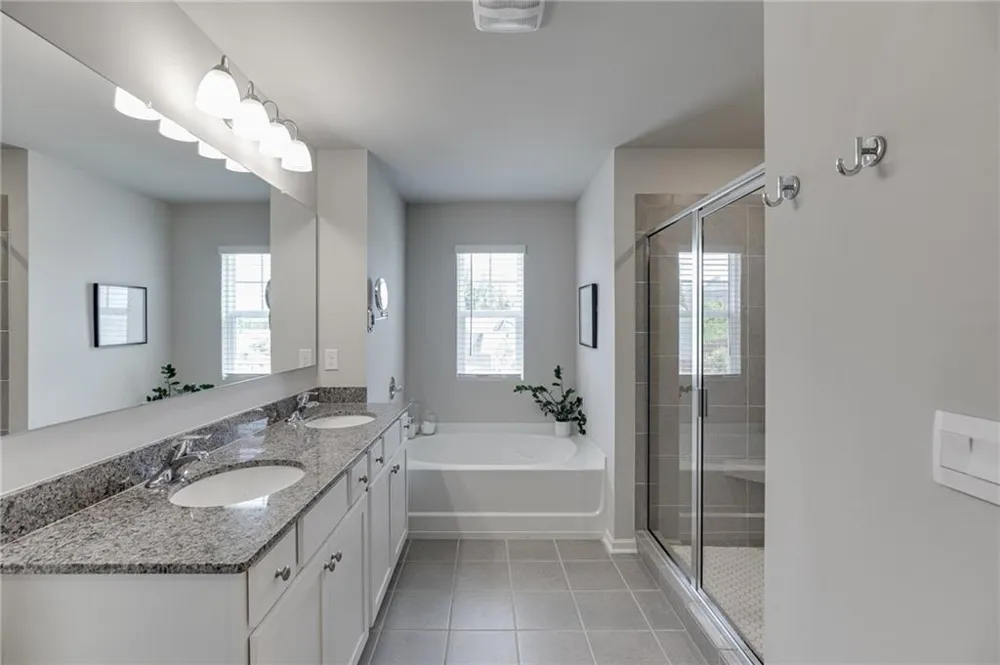 5915 Screech Owl Drive Flowery Branch, GA 30542