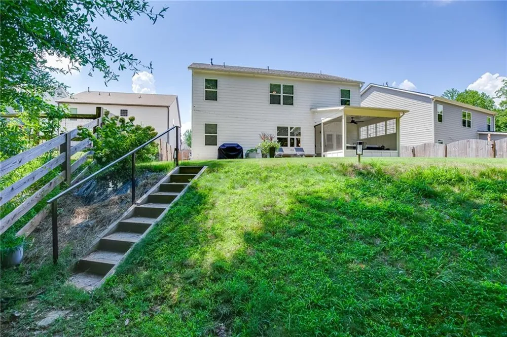 5915 Screech Owl Drive Flowery Branch, GA 30542