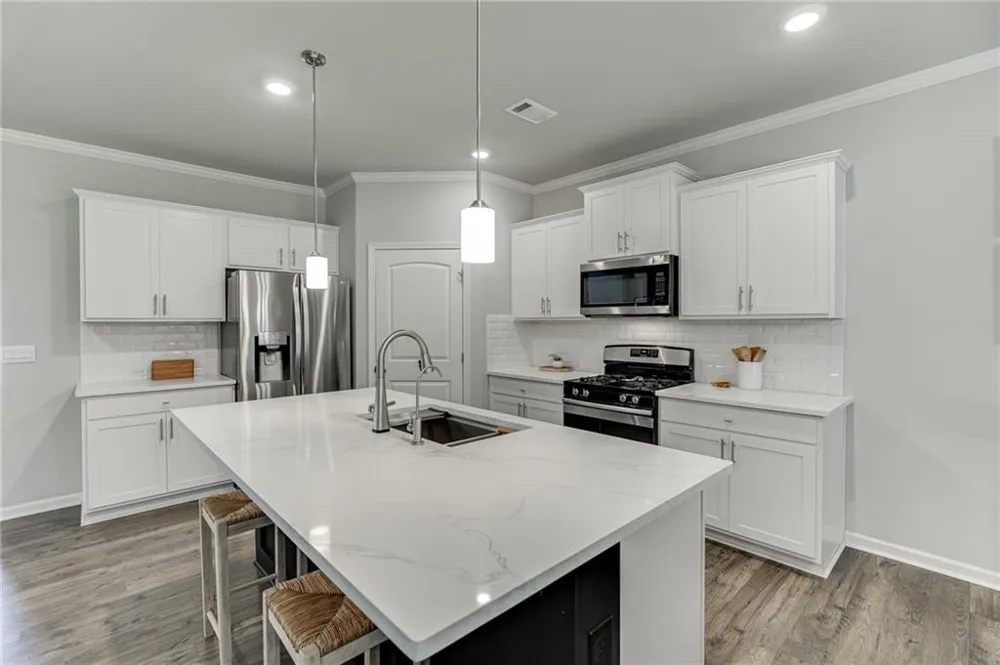 5915 Screech Owl Drive Flowery Branch, GA 30542