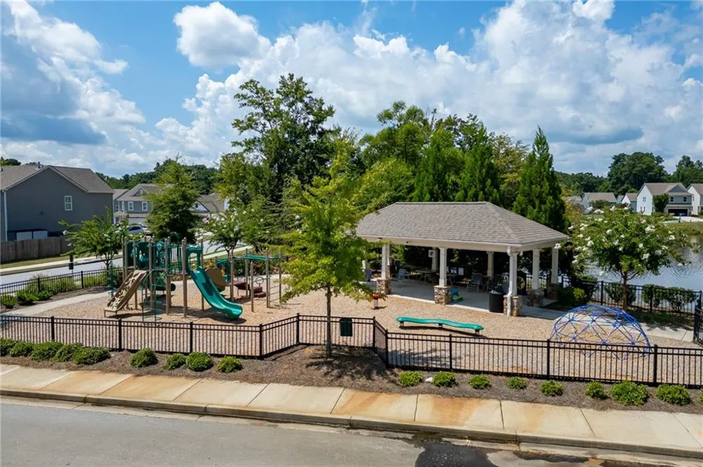 5915 Screech Owl Drive Flowery Branch, GA 30542