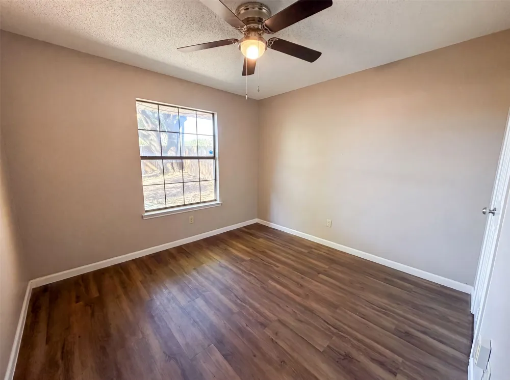 1503 Curtis Lane Cedar Hill, TX 75104