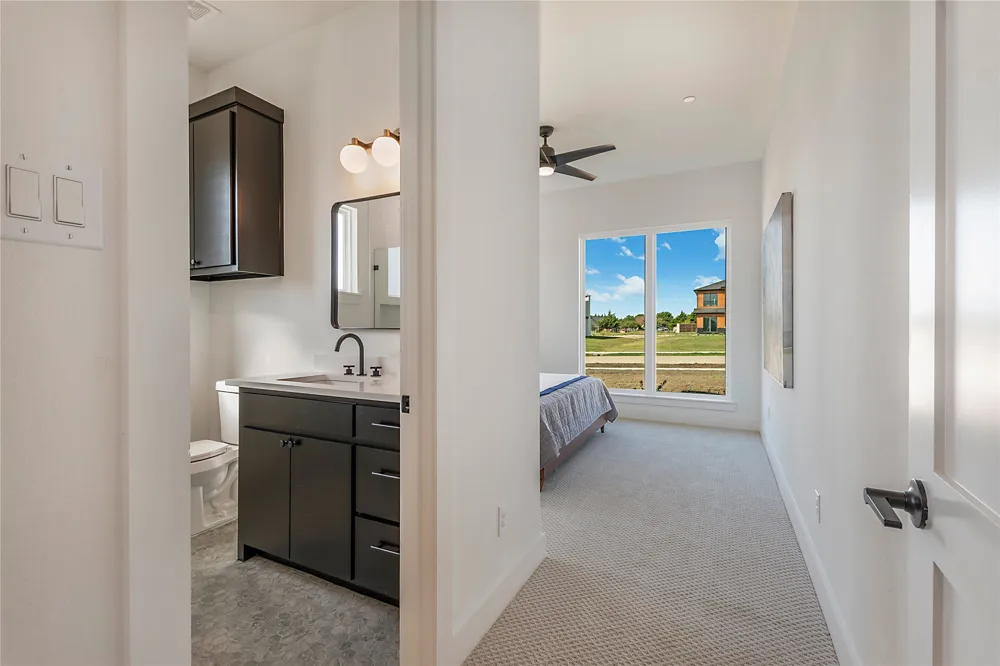 430 Whispering Way Red Oak, TX 75154