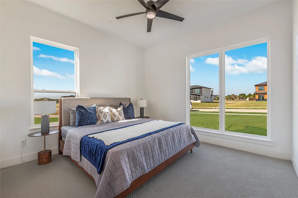 430 Whispering Way Red Oak, TX 75154