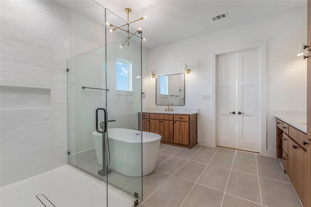 430 Whispering Way Red Oak, TX 75154