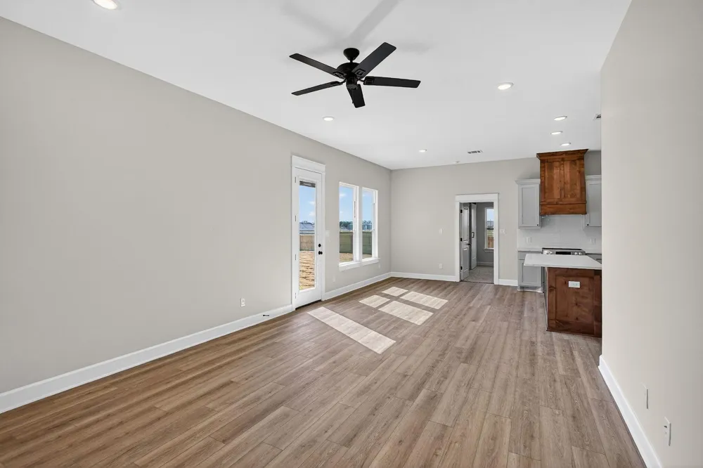 160 Turnrow Cove Snook, TX 77879
