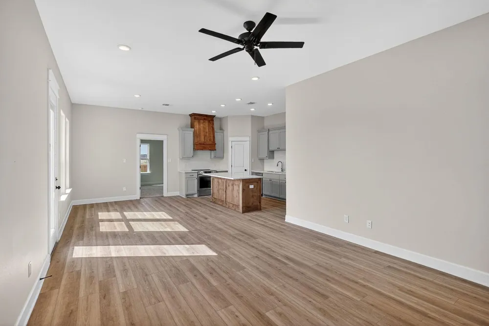 160 Turnrow Cove Snook, TX 77879