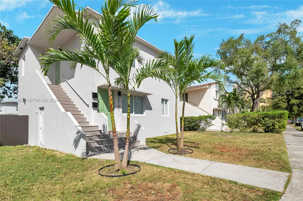 3783 SW 27th St #0 Miami, FL 33134