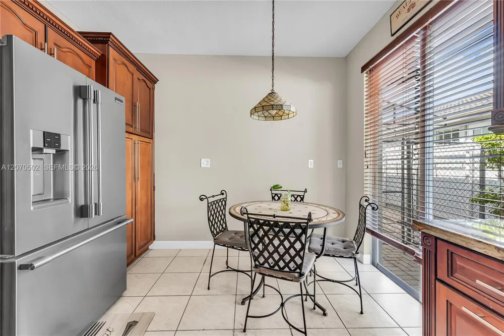 14591 SW 30th St Miami, FL 33175