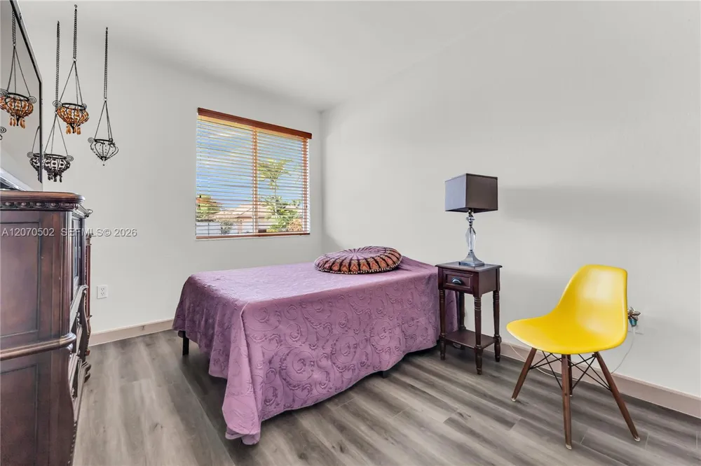 14591 SW 30th St Miami, FL 33175