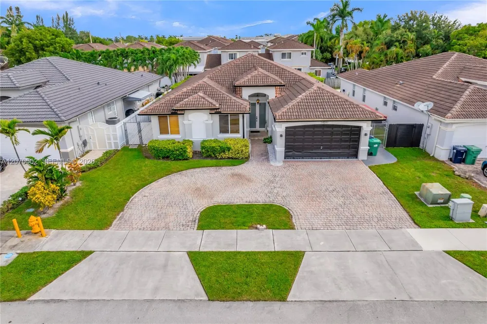 14591 SW 30th St Miami, FL 33175
