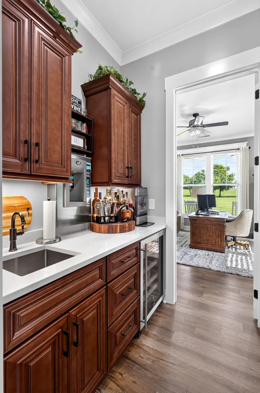 8385 Lascassas Pike Lascassas, TN 37085