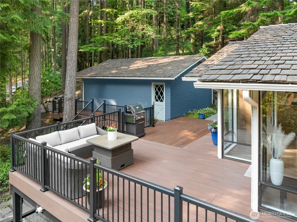 3718 130th Avenue NE Bellevue, WA 98005