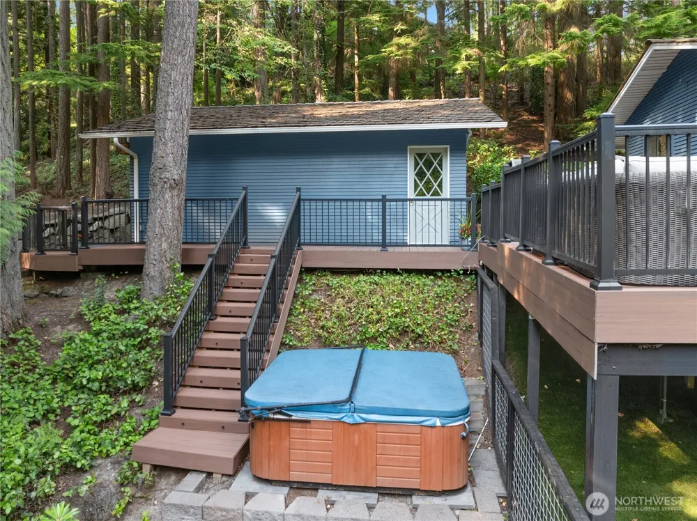 3718 130th Avenue NE Bellevue, WA 98005