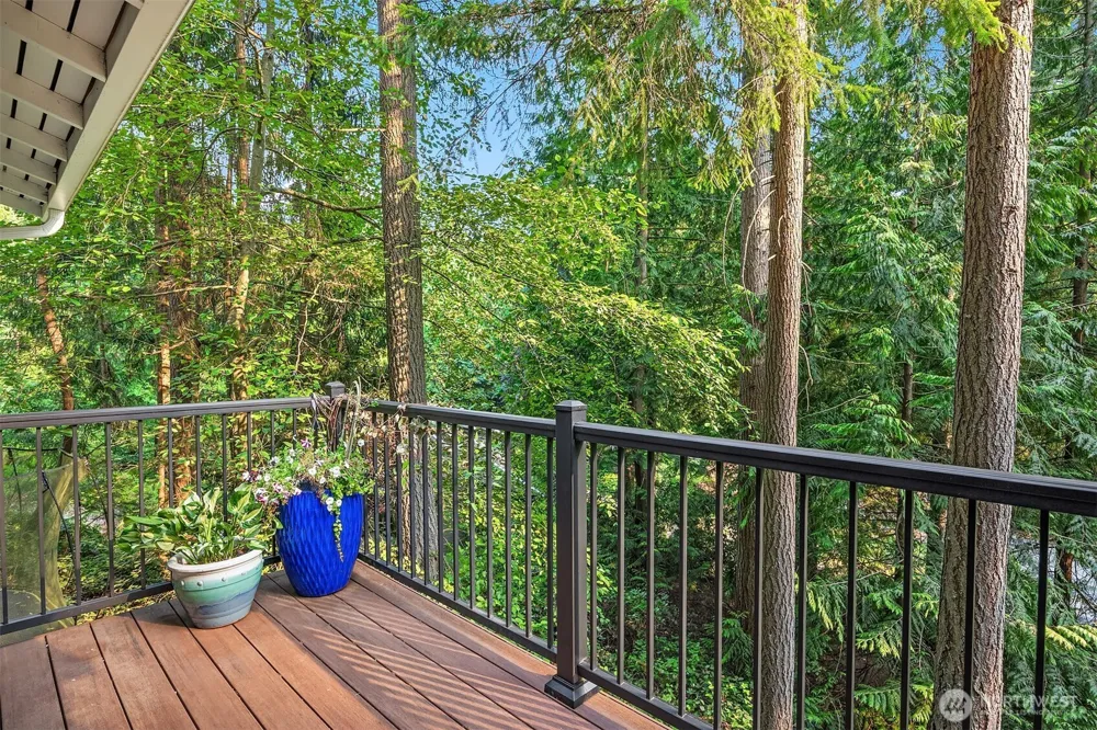3718 130th Avenue NE Bellevue, WA 98005