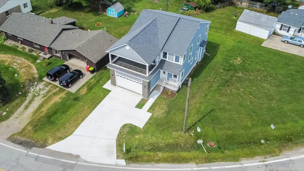 37235 Jefferson Avenue Harrison Charter Township, MI 48045