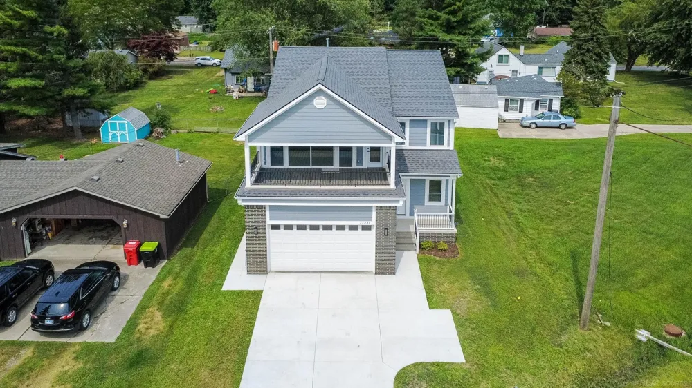 37235 Jefferson Avenue Harrison Charter Township, MI 48045