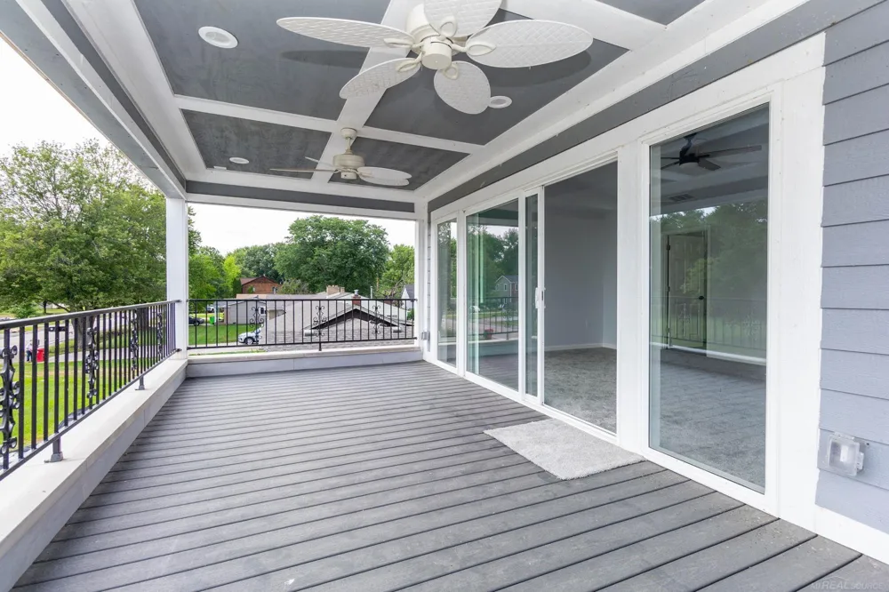 37235 Jefferson Avenue Harrison Charter Township, MI 48045