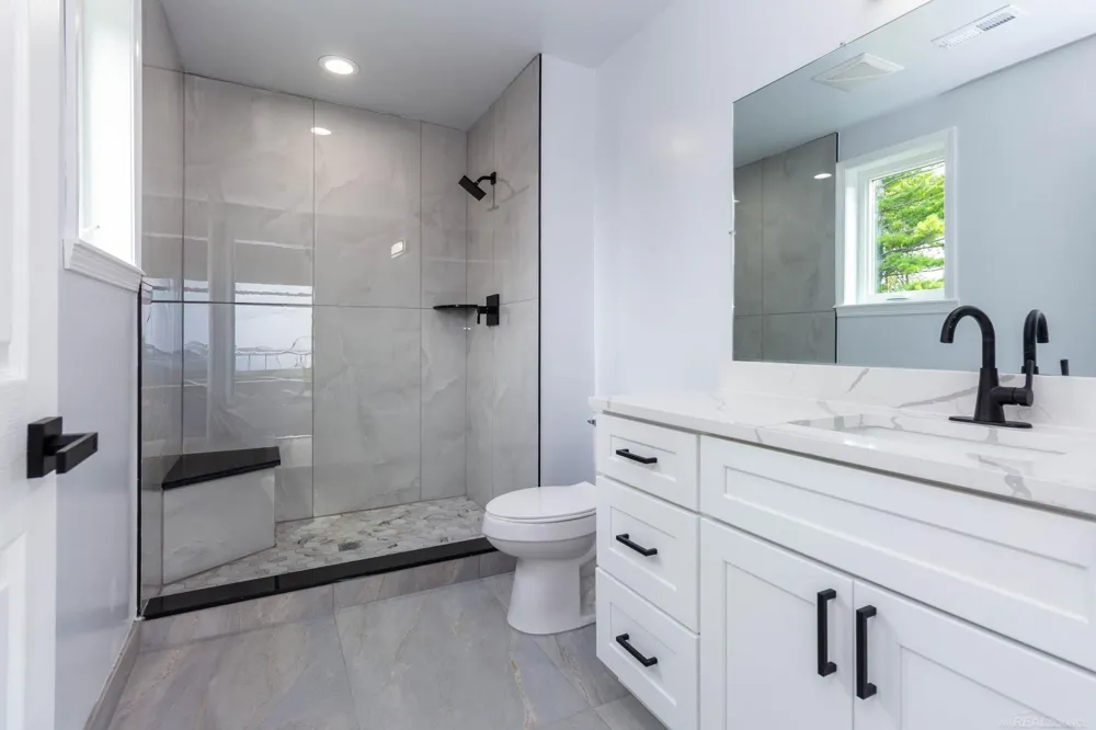 37235 Jefferson Avenue Harrison Charter Township, MI 48045