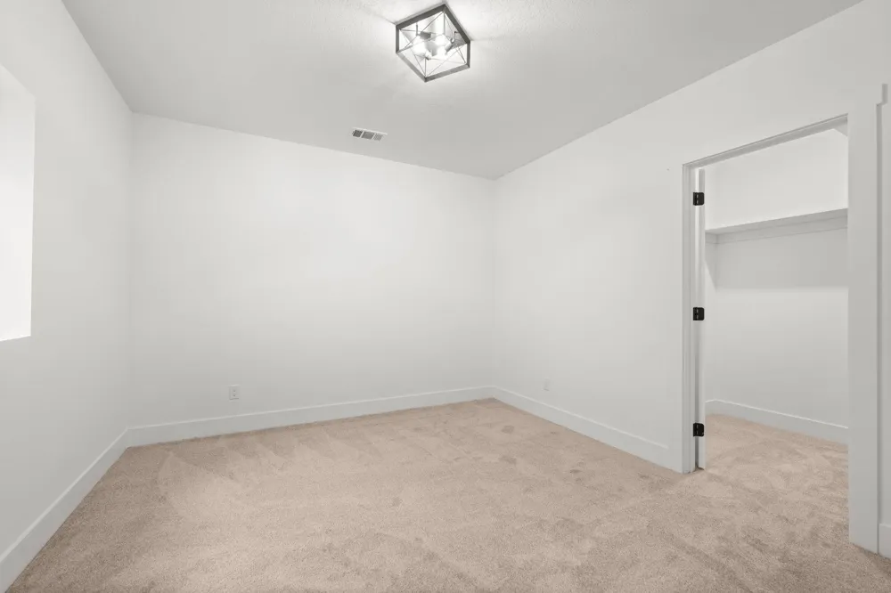 2207 Cottonwood Avenue Blair Township, MI 49637