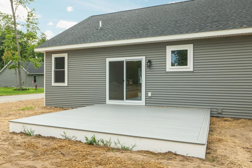 2207 Cottonwood Avenue Blair Township, MI 49637