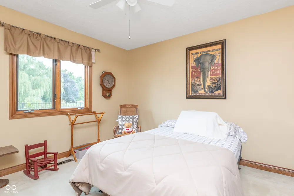 5325 Red Stone Lane Greenwood, IN 46142