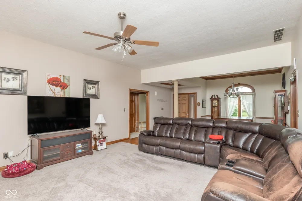 5325 Red Stone Lane Greenwood, IN 46142