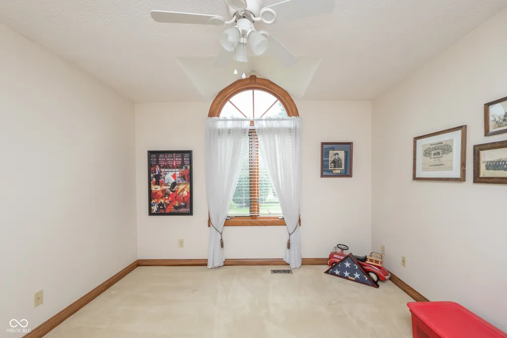 5325 Red Stone Lane Greenwood, IN 46142