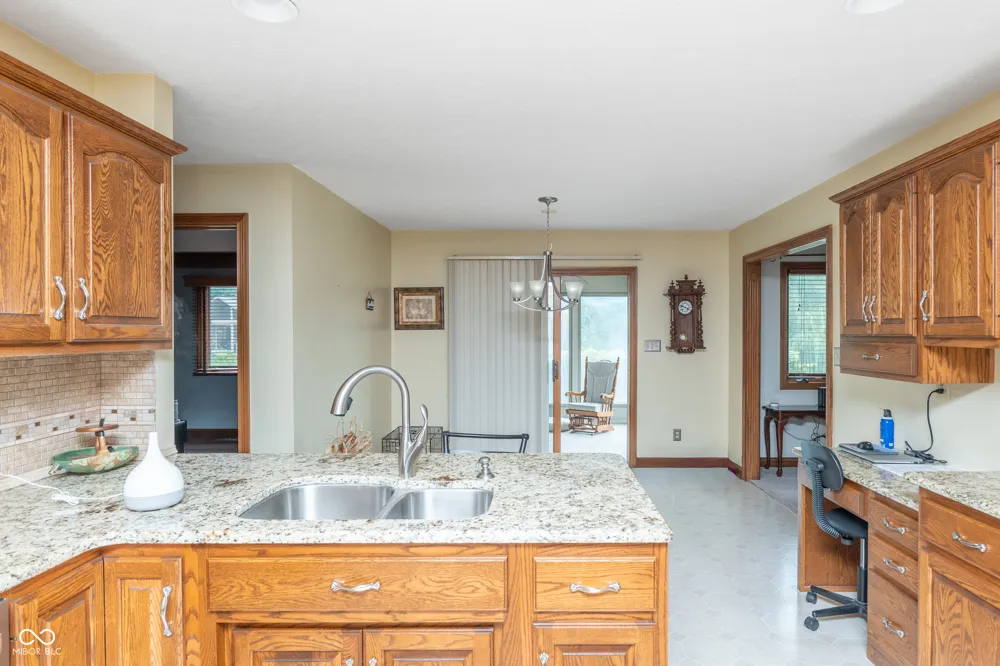 5325 Red Stone Lane Greenwood, IN 46142